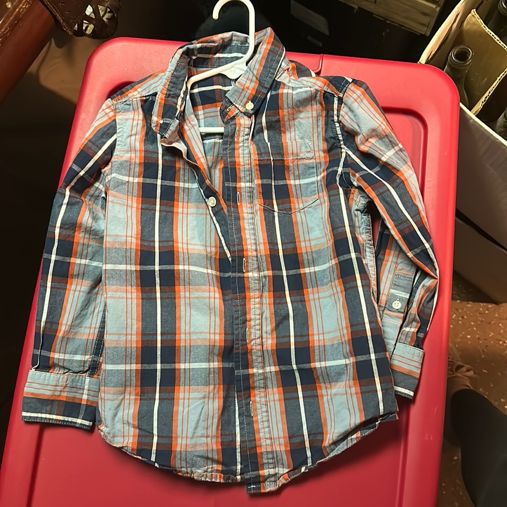 Wonder Nation boys’ long sleeve button down